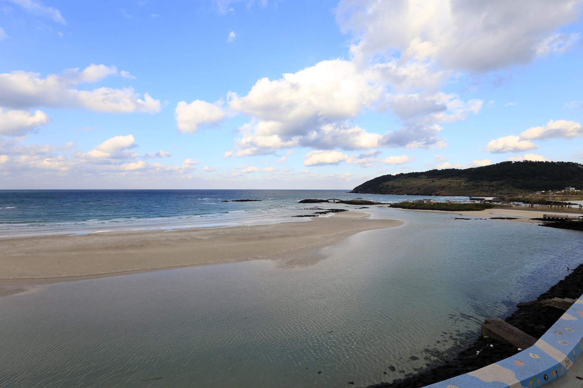 Ocean Grand Hotel Jeju Buitenkant foto